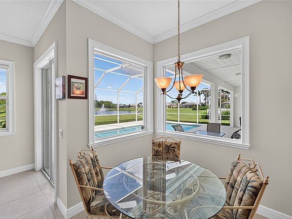 5th image of 106 King Fisher Way