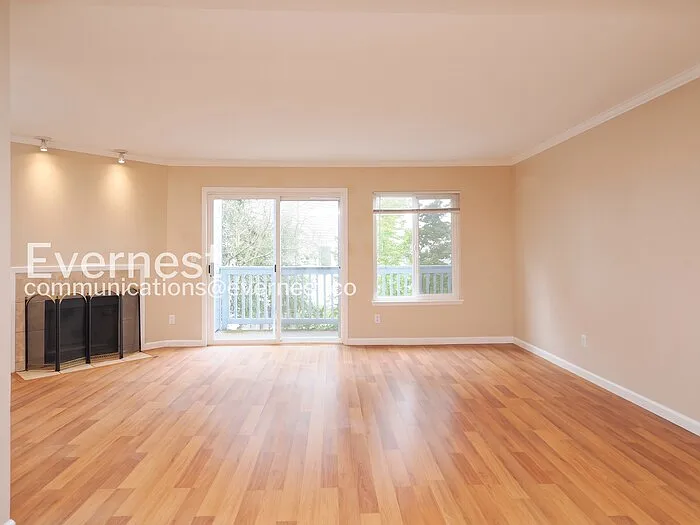 8823 Holly Dr #E206 — Photo 8