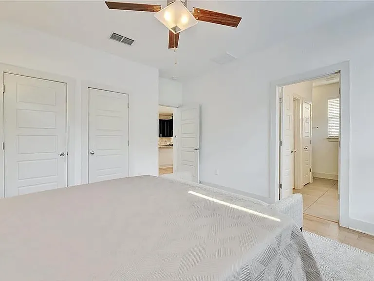 1404 Casa Dr — Photo 14