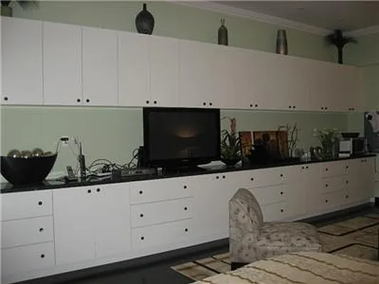 Rented by R New York | media 68