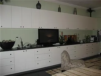 Rented by R New York