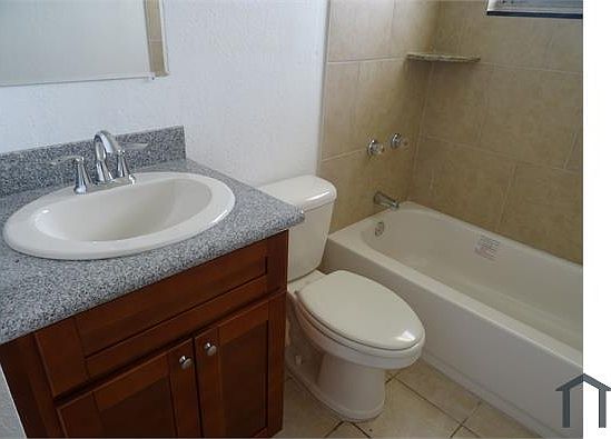 3rd image of 95 7th St NE Unit B