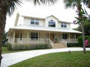 3605 E Wilderness Dr, Fort Pierce, FL 34982