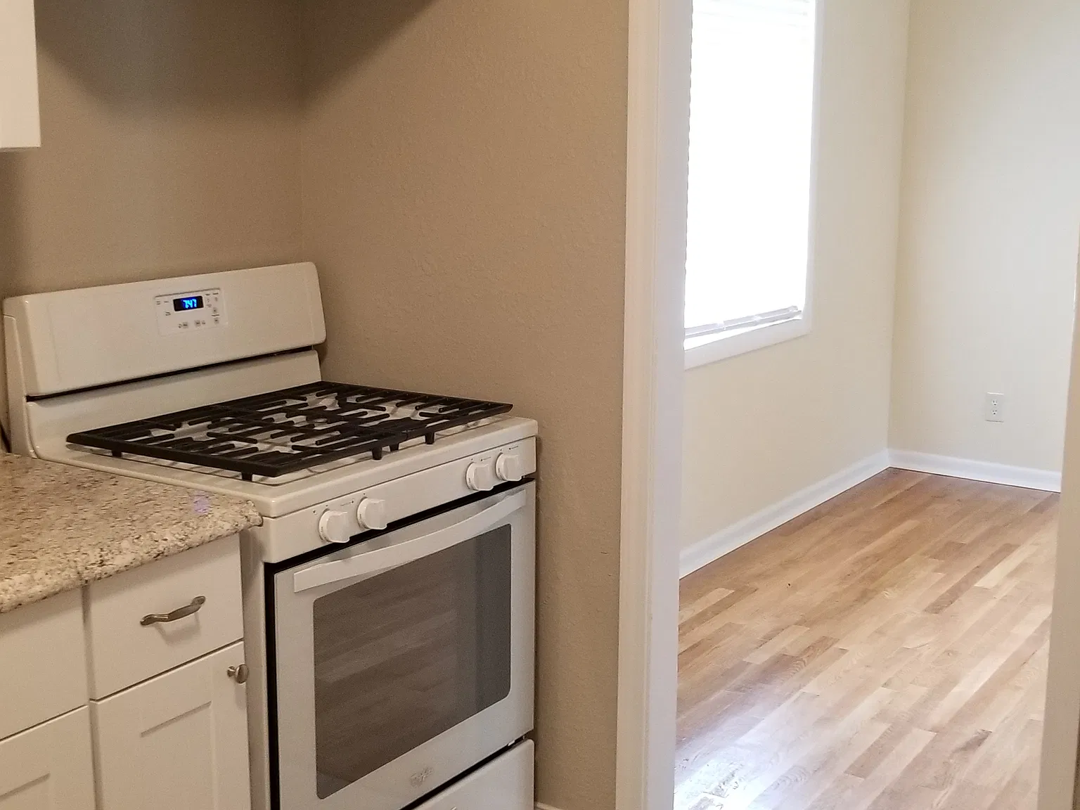 3 bed, 1140 sqft, $1,150 — Photo 4