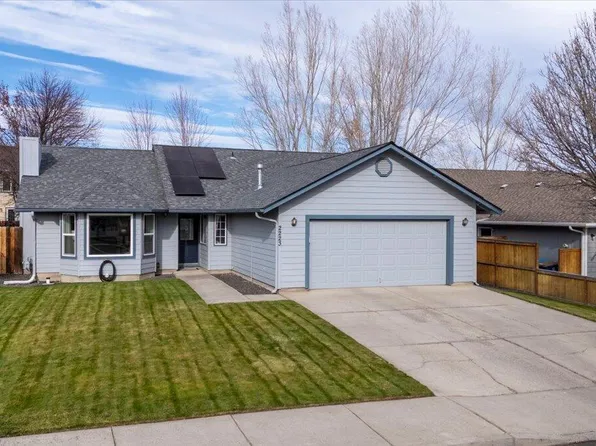 2223 NW Jackpine Ct, Redmond, OR 97756