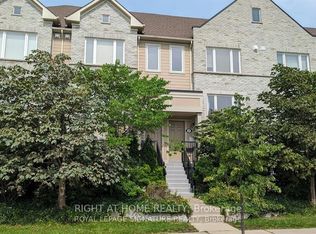 4869 Half Moon Grv #27, Mississauga, ON L5M 8C8