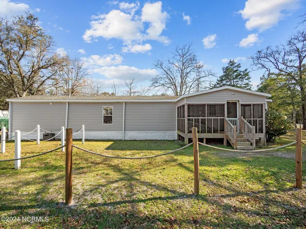 215 Anderson Drive, Hampstead, NC 28443