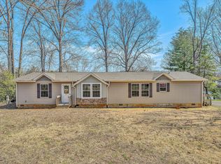 95 Blackwater Cove Rd, Moneta, VA 24121