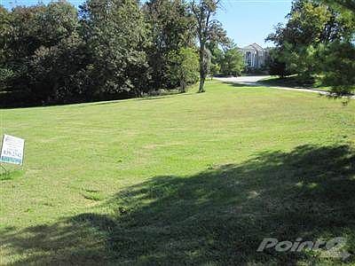 2nd image of 5234 S Whitehaven Dr