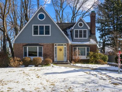 87 Summit Road, Port Washington, NY, 11050