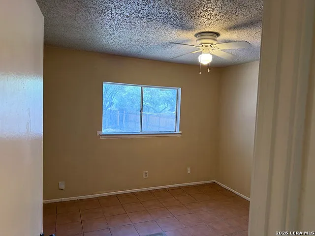9130 Kings Hbr — Photo 13