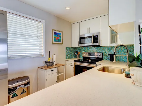 3770 NE 171st Street #606, North Miami Beach, FL 33160
