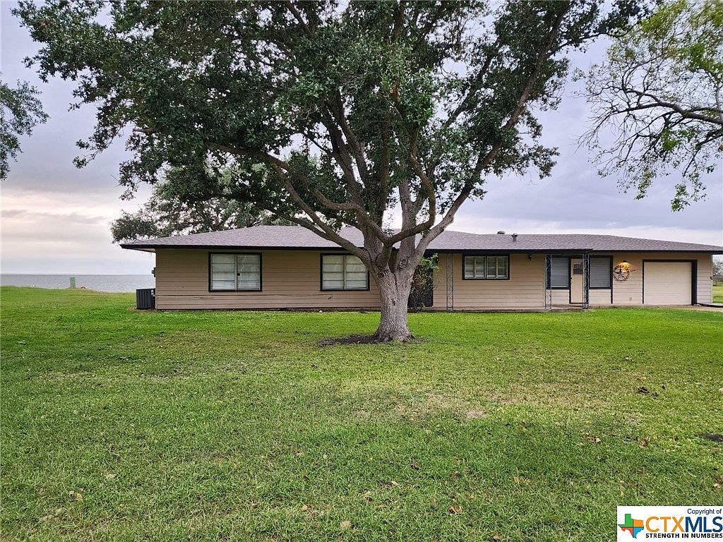 115 Texas Ave, Point Comfort, TX 77978 Zillow