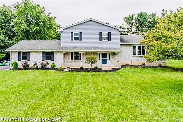 1810 Elbow Ln photo 1