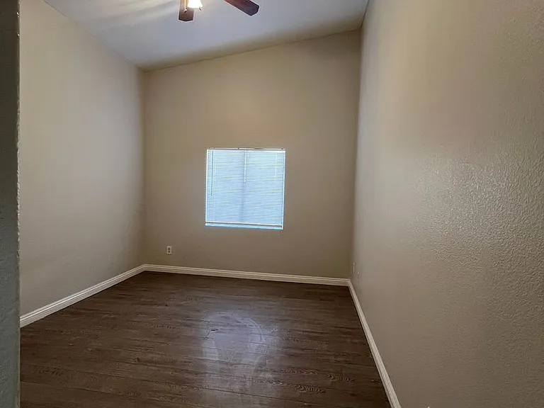 2708 Ganzo St — Photo 12