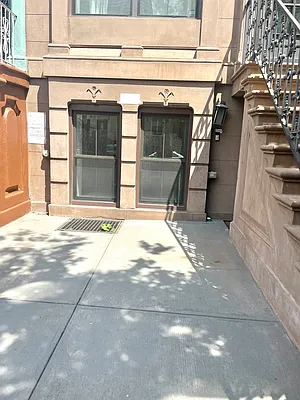 Rented by A P Realty Group NY LTD | media 47