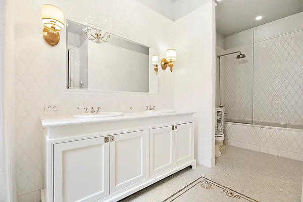 Rented by Compass | media 4