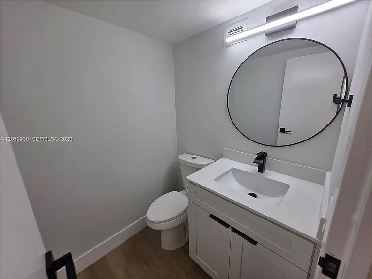 501 Three Islands Blvd #112 — Photo 7