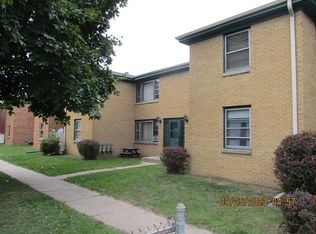 2000 W Van Beck Way #4, Milwaukee, WI 53221