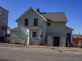 114 Perry Ave, Worcester, MA 01610