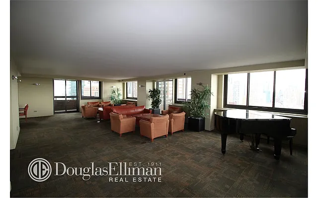 Rented by Douglas Elliman | media 22