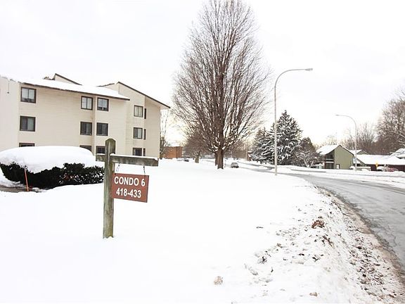 2nd image of 419 Village Blvd N