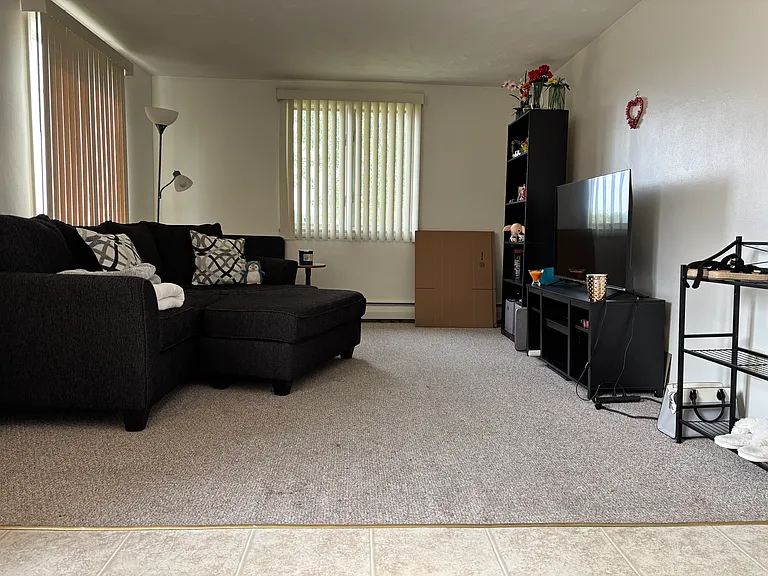1325 Ransom Rd #3 — Photo 6