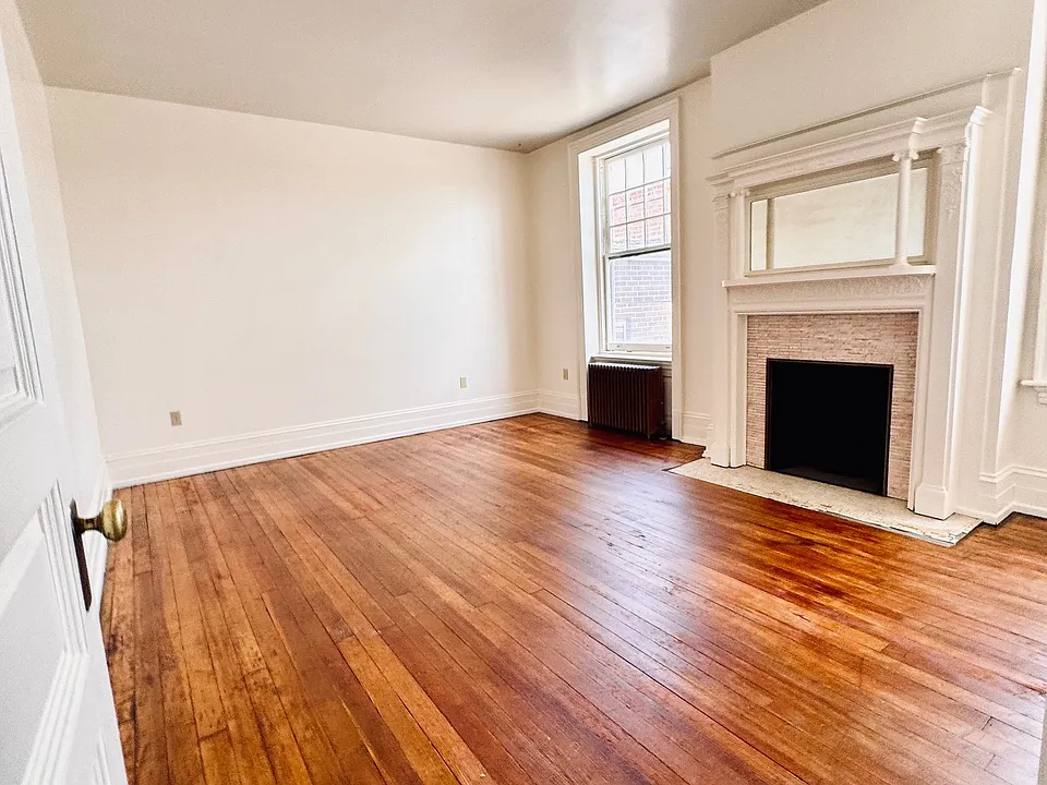 60 Frederick St Apt 2C - Primary Bedroom