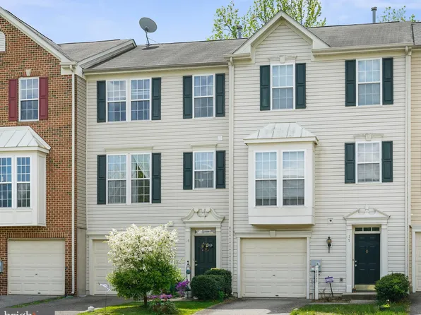15 Merion Cir, North East, MD 21901