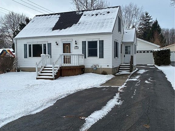 2nd image of 4504 Harris Hill Rd