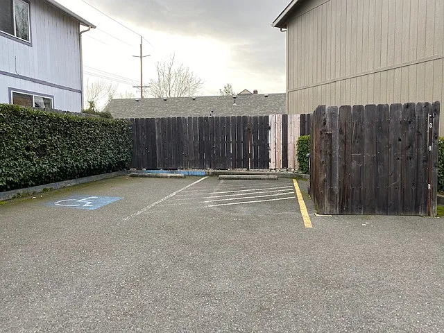 1423 SE M St — Photo 19