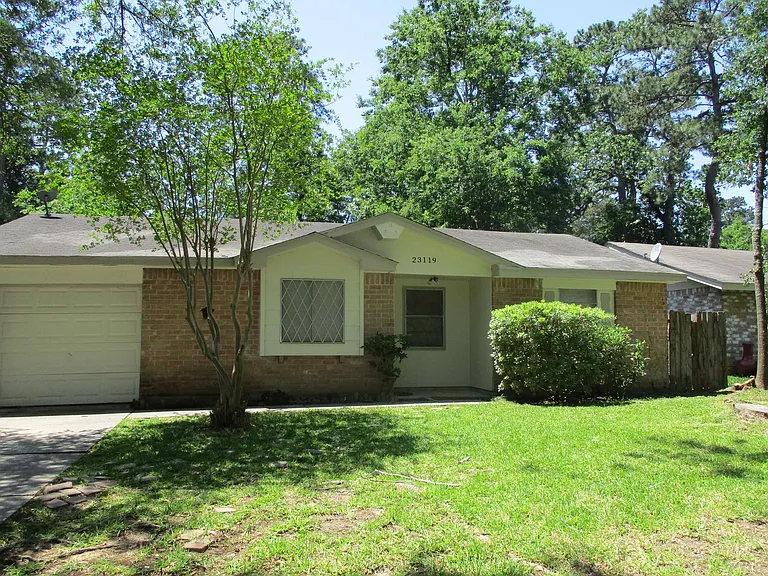 23119 Banquo Dr — Photo 12