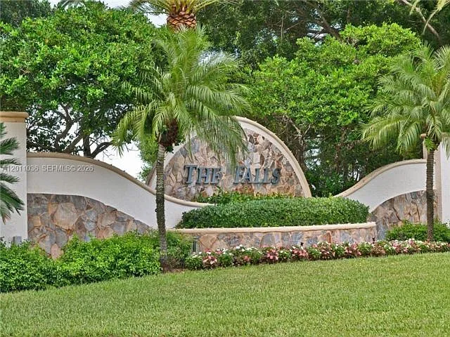 897 Briar Ridge Rd — Photo 5