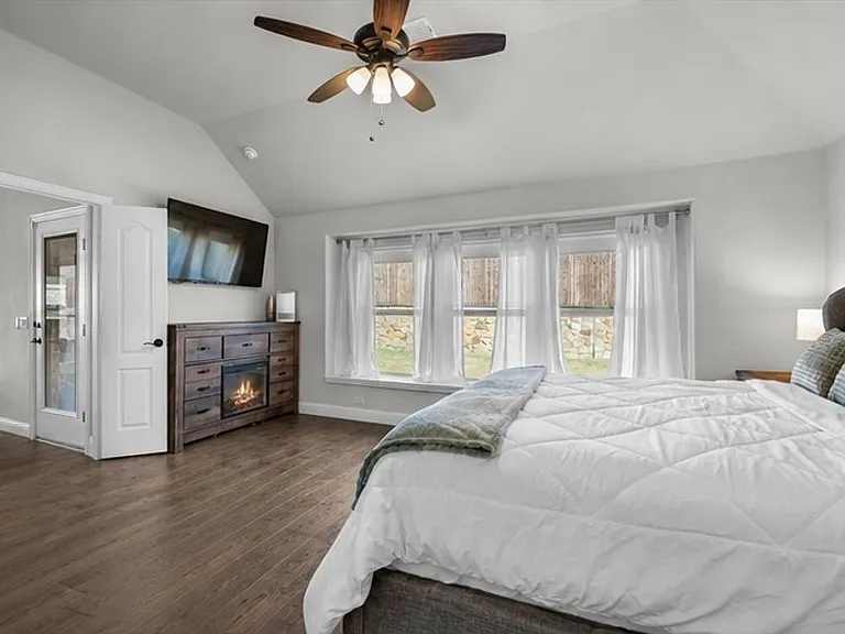 2900 Emerald Trace Dr — Photo 11