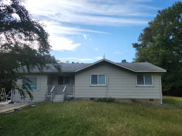 2735 Thomas Rd, Henderson, NC 27537