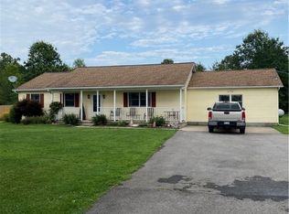 1545 Sunnyside Rd, Vermilion, OH 44089