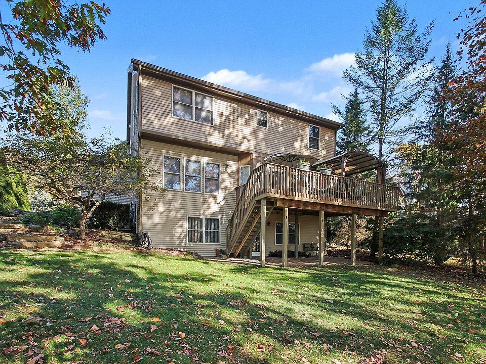 1382 Odette St, photo 22