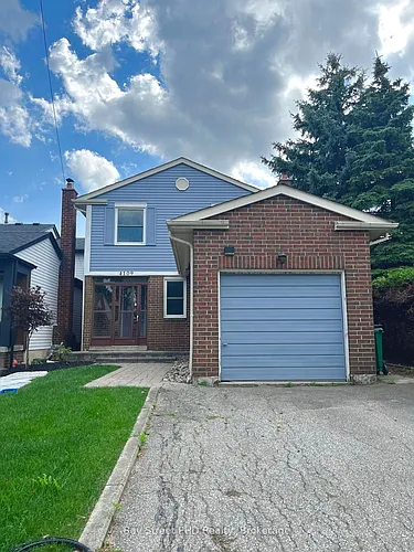 4109 Stonemason Cres Photo 1