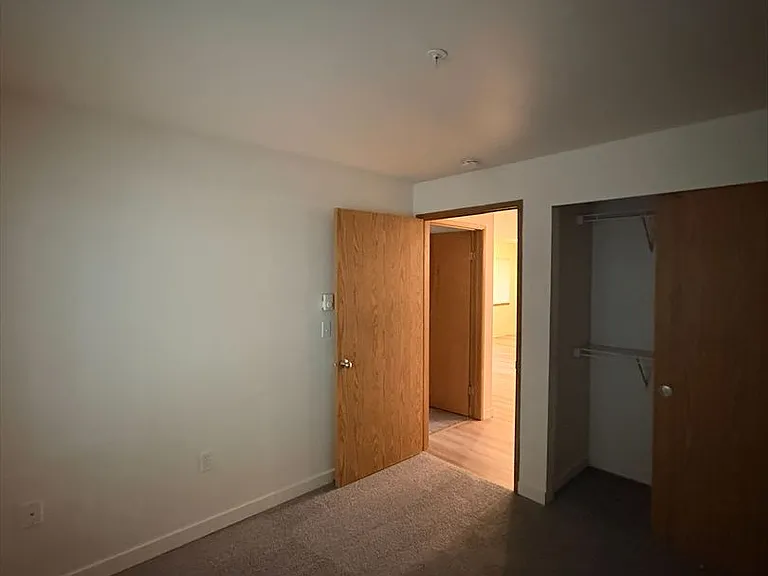 Avalon West Apartments — Photo 8