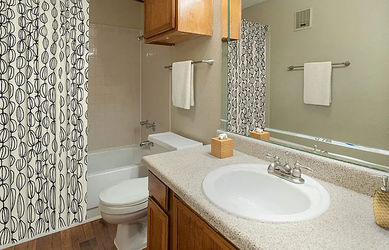Summers Landing Apartments — Photo 21