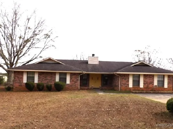 43 Harrison Dr, Daleville, AL 36322