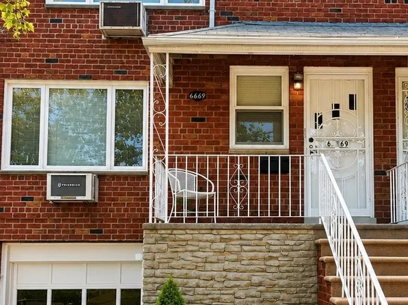 6669 73rd Place, Middle Village, NY 11379