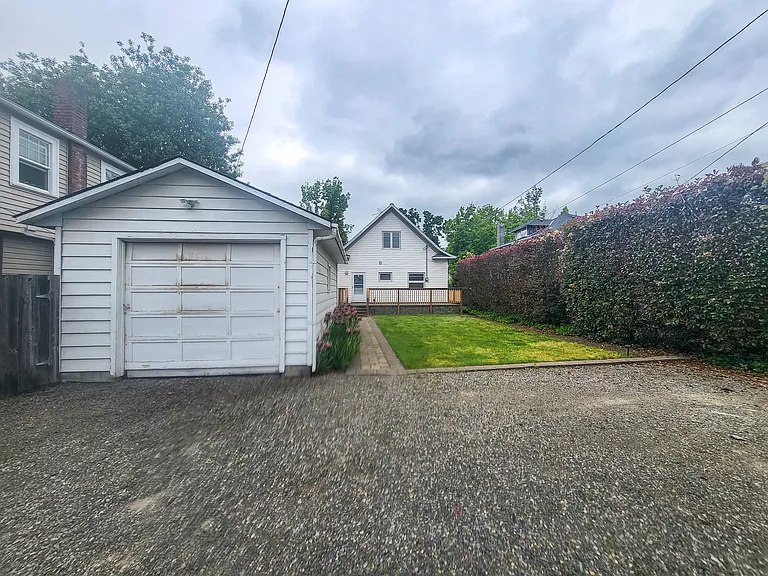 944 Cottage St NE — Photo 25
