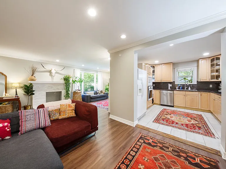 1401 Alta Vista Ave — Photo 4