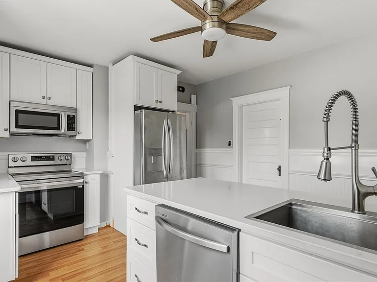 452 Quarry St #452 — Photo 1