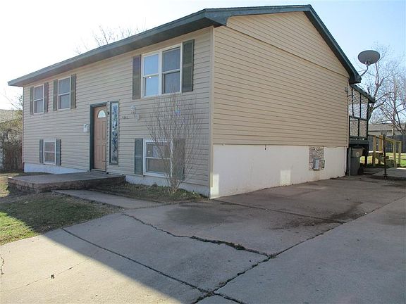 2nd image of 5342 NW Elm Ave