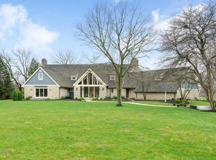 2695 Sandover Rd, Upper Arlington, OH 43220