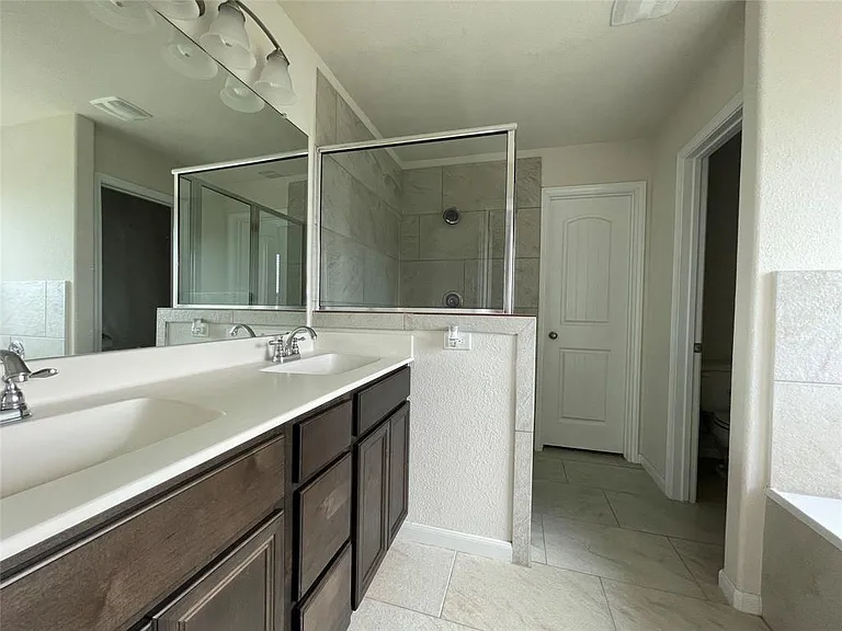 21335 Cypress Live Oak Dr — Photo 12
