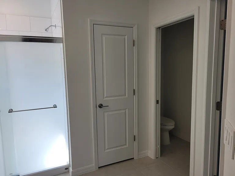 10814 Fort White Ct #10814 — Photo 2