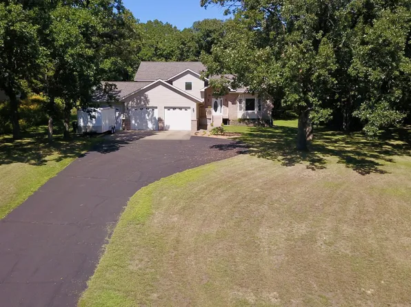 15665 Century Estates Cir, Cold Spring, MN 56320